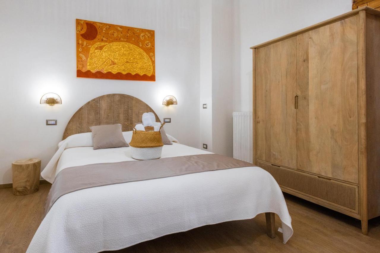 Lovely Rooms - Guest House Suites Триджано Экстерьер фото