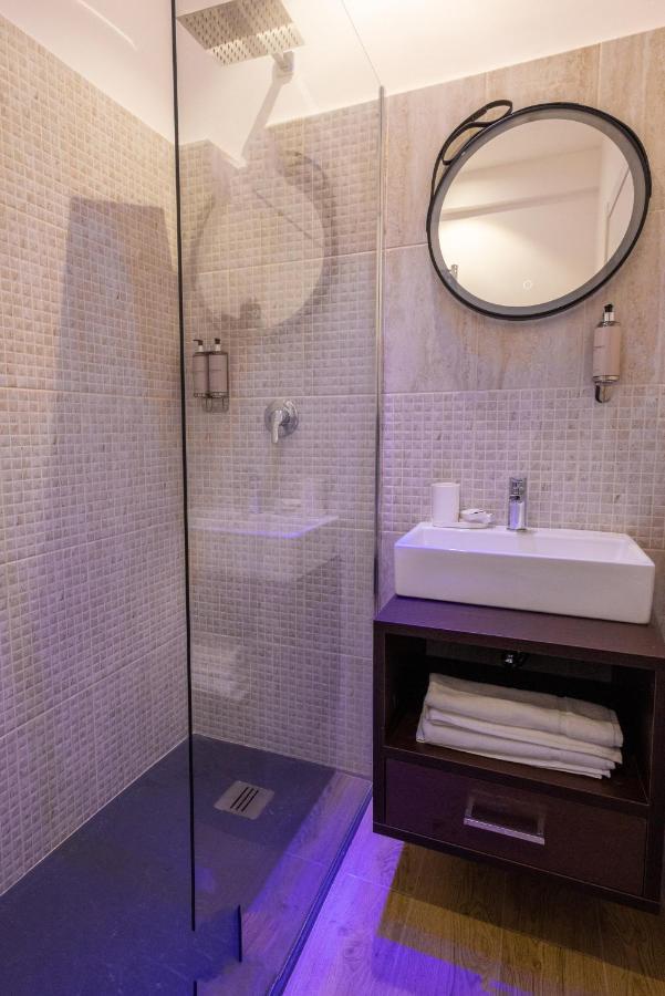Lovely Rooms - Guest House Suites Триджано Экстерьер фото
