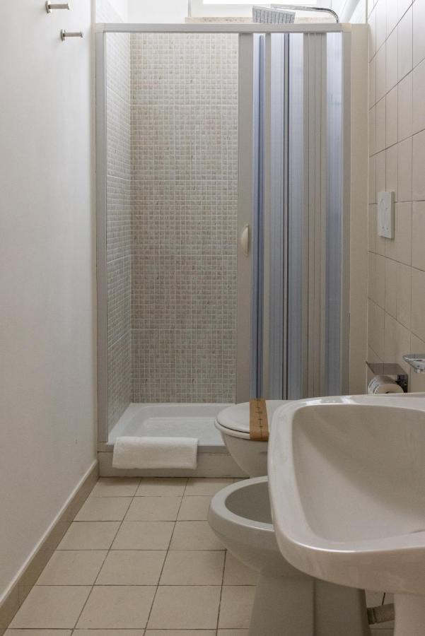 Lovely Rooms - Guest House Suites Триджано Экстерьер фото
